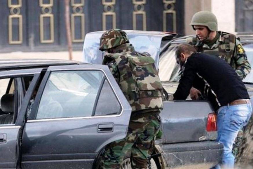 رفض الإمتثال لحاجز الجيش.. فأطلقوا النار عليه