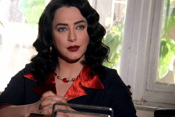 لماذا ترفض الفنانة السورية سلاف فواخرجي دخول المغرب؟!