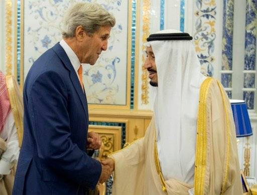محادثات كيري في السعودية تركز على اليمن وسوريا وليبيا