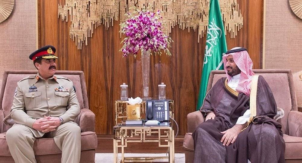 وزير الدفاع السعودي في باكستان بناء على توجيهات الملك