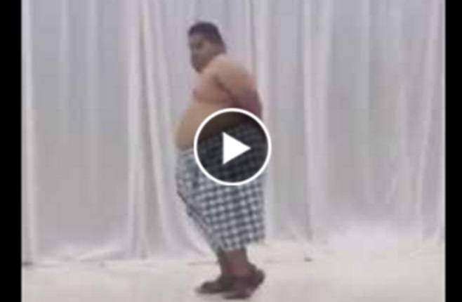 بالفيديو: شاهد عرض كمال أجسام من نوع خاص