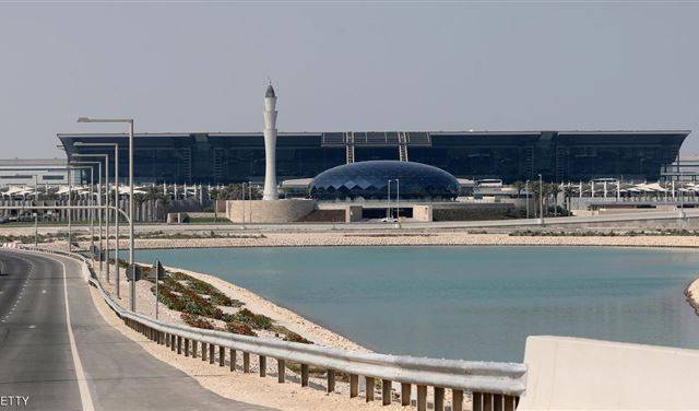 "ضريبة مطار" على المسافرين من قطر