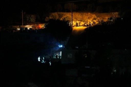 جيش الاحتلال الاسرائيلي يغلق اذاعة فلسطينية في الضفة الغربية المحتلة