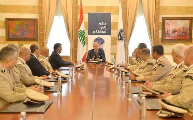 المشنوق مُهنئاً بعيد الأمن العام :
عيد القوى الأمنيّة الساهرة على أمننا
