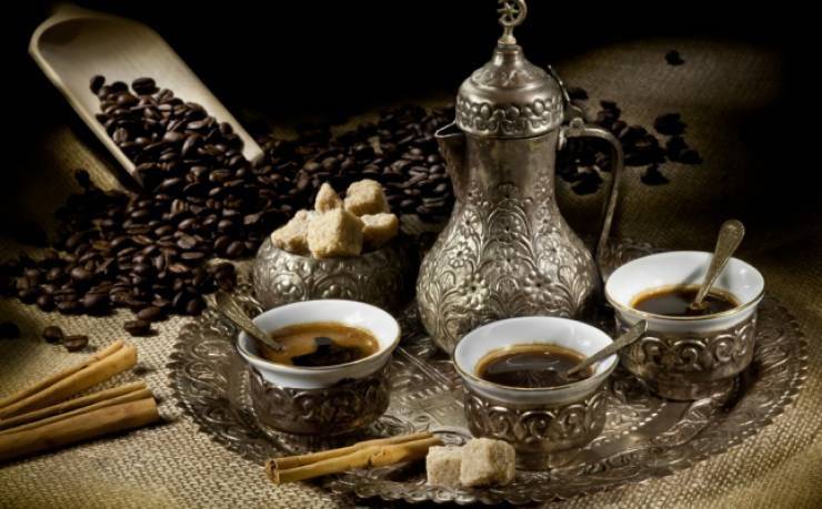 هل تسبب القهوة العربية زيادة في الوزن؟