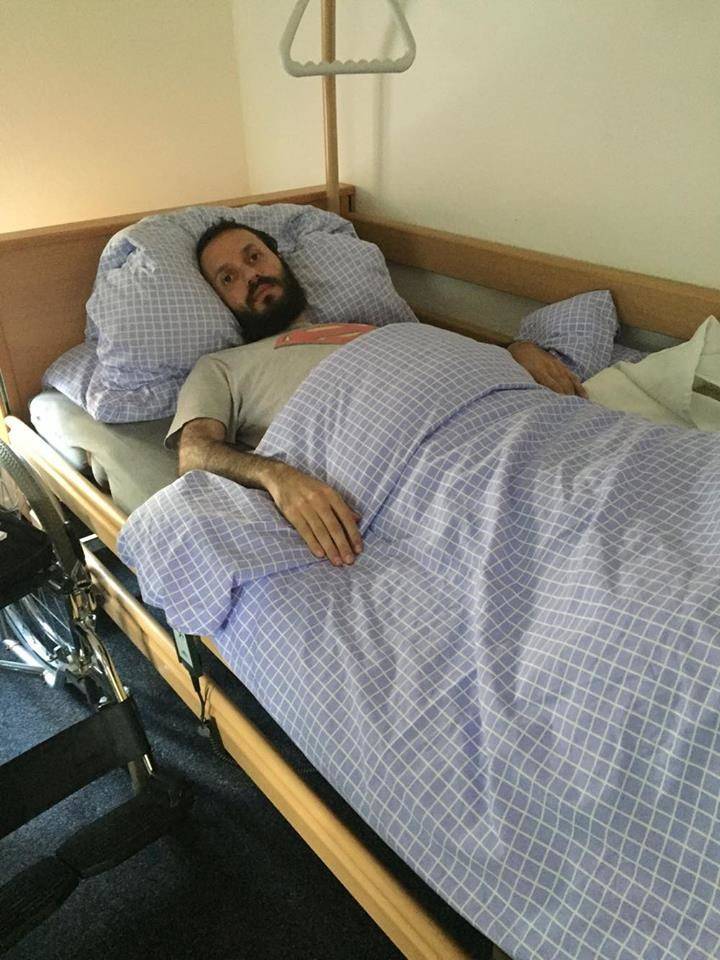 قصة مقعد عاكسته الظروف في لبنان.. وفي ألمانيا رُذل!