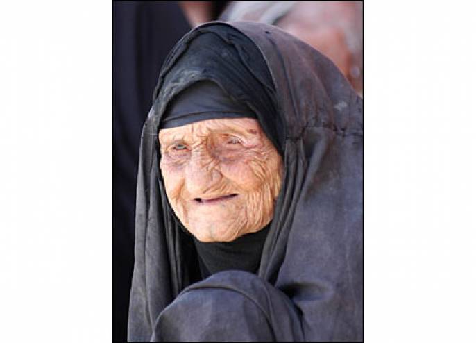 عجوز مريضة كتبت رسالة مؤثرة لإبنتها و ينبغي أن يقرأها الجميع!