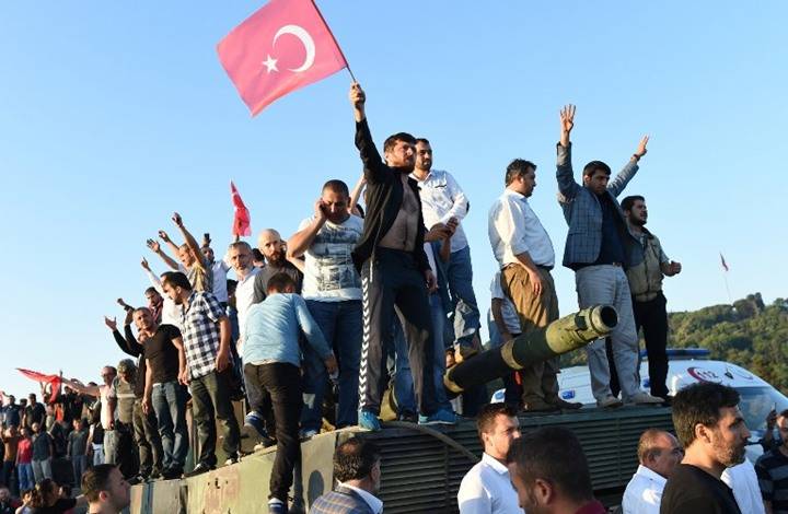 كيف كان رد فعل انقلابيي تركيا حين علموا بفشل المحاولة؟