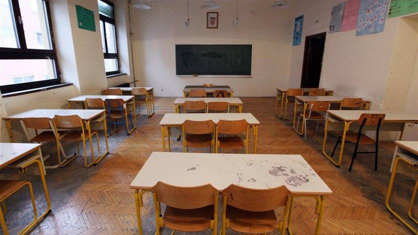 تعميم من وزير التربية الى المدارس...