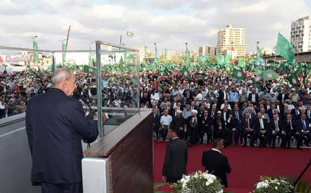 ربع مليون احتشدوا في صور بذكرى الإمام الصدر