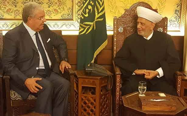 دريان اطّلع من الكعكي على أوضاع الصحف
المشنوق : أيّ كلام له طابع المواجهة يزيد الإنقسام