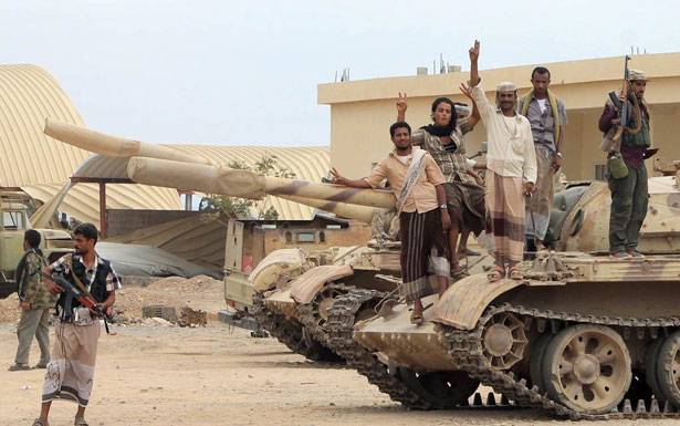 الجيش اليمني يستهدف تجمّعات للسعوديين في مأرب