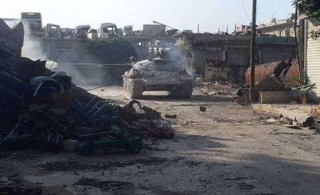 الجيش السوري يحاصر مجددا الأحياء الشرقية في حلب