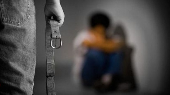سائق العائلة اعتدى على ابن الـ13 عاماً.. إليك التفاصيل!
