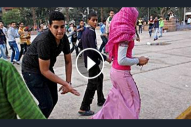 شاب تحرش بفتاة ... فحصل ما لم يكن متوقعا... وهذه هي التفاصيل الصادمة!!