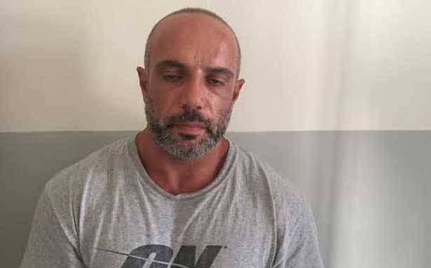توقيف سارق
مجوهرات في بدادون
