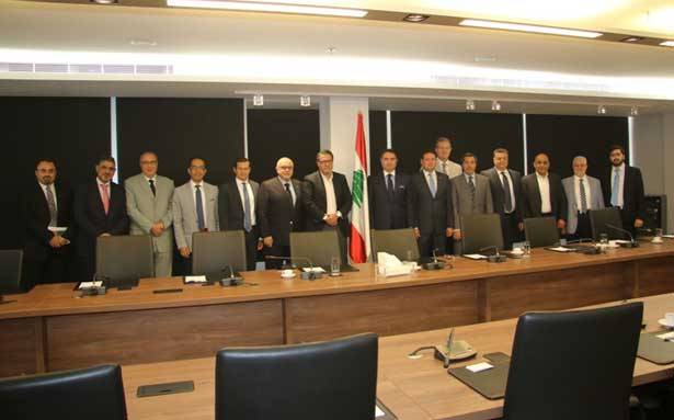 التقى وفد «اتحاد رجال الأعمال للتطوير»
شقير : سنعقد اجتماعاً الثلثاء لمواجهة
حالة المراوحة والتعطيل وقد نصل الى عصيان مدني