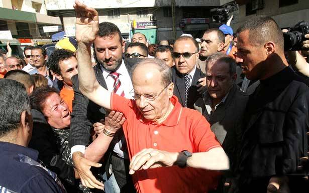 عون مجدداً وحيداً في معركتي الرئاسة والتمديد