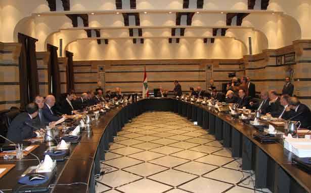 جدل بيزنطي في الخلاف على الميثاقية