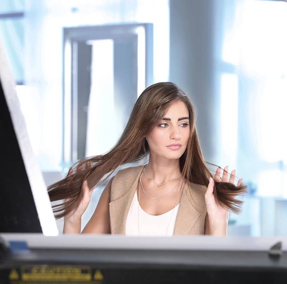 إيميه صيّاح تتحدّث الأرمنية.. وما علاقة كارلوس عازار؟
