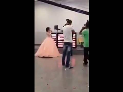 بالفيديو: مفاجأة مذهلة من عروس  لحبيبها.. شاهدوا كيف أشعلت مواقع التواصل بفعلتها!