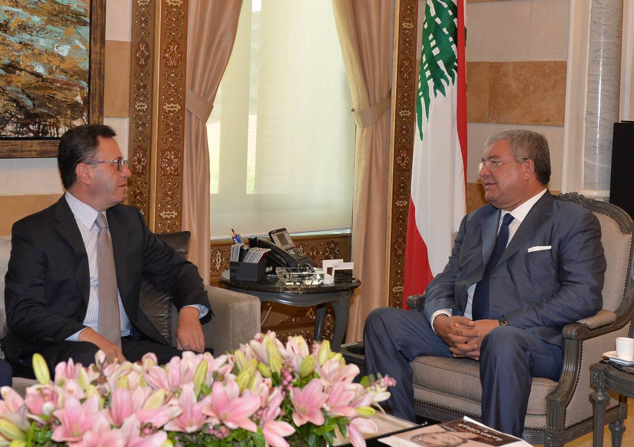 وزير الداخلية التقى سفير أرمينيا وابراهيم