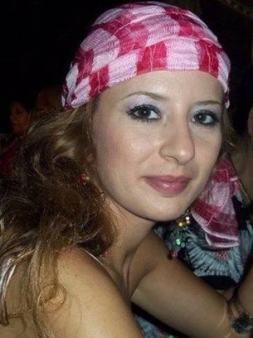 نشر صور مدير الإنتاج الذي اعتدى بالضرب على الممثلة!