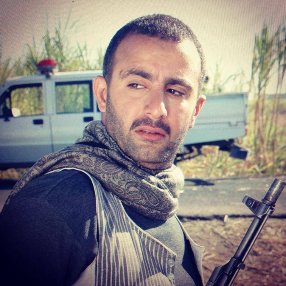 هذا ابن أحمد السقا.. هل يشبهه؟