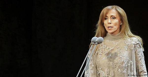 بالصورة.. ما حقيقة تردي الوضع الصحي للسيدة فيروز ودخولها الى المستشفى؟