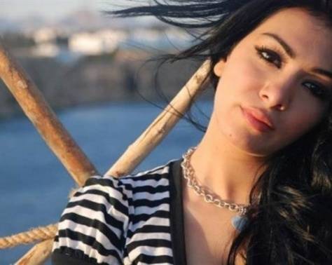بالصورة- ميرهان حسين في الجيم .. لكن ماذا عن قضيتها مع ضابط الشرطة؟