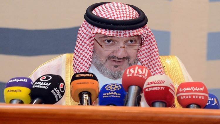 السعودية.. أسباب "مثيرة للدهشة" تدفع الأمير خالد بن طلال إلى الإستقالة من مناصبه