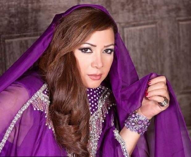صورة انتصار في حمام السباحة تثير جدلا واسعا