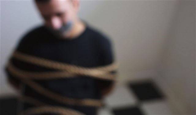 في لبنان خطفوه و طالبوا بفدية تبلغ 500 ألف دولار...و هذا ما حصلوا عليه