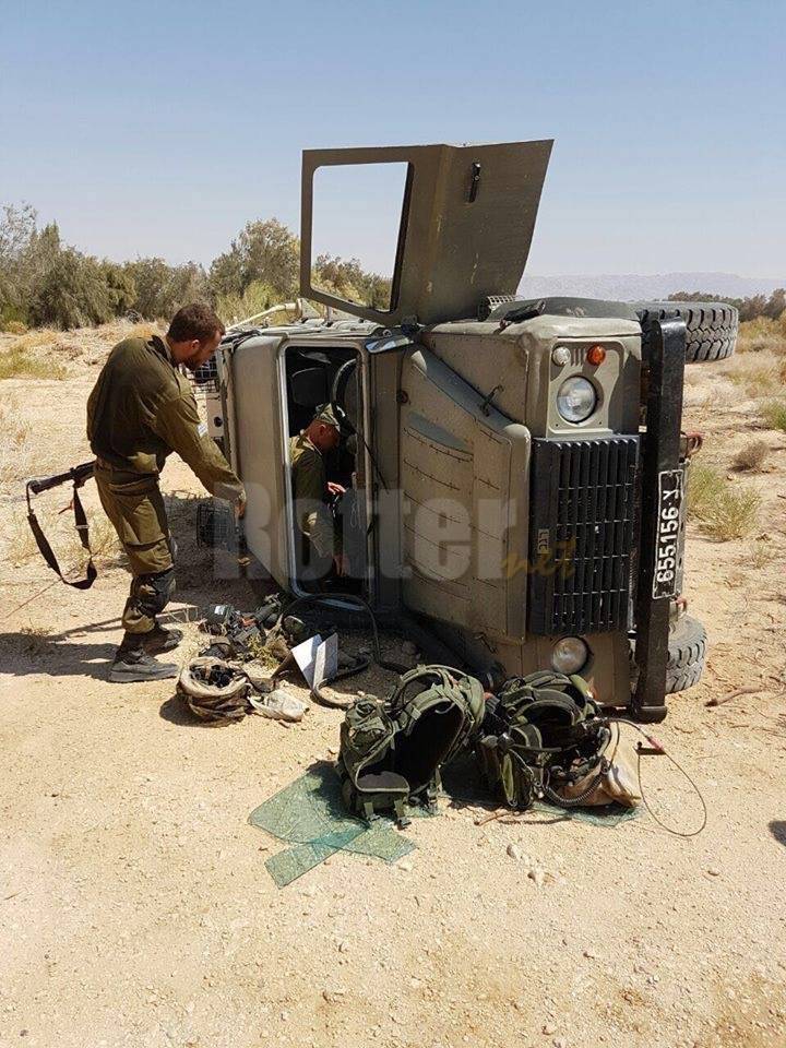 إصابة ضابط صهيوني بعد اطلاق النار على جيب عسكري شرق النقب