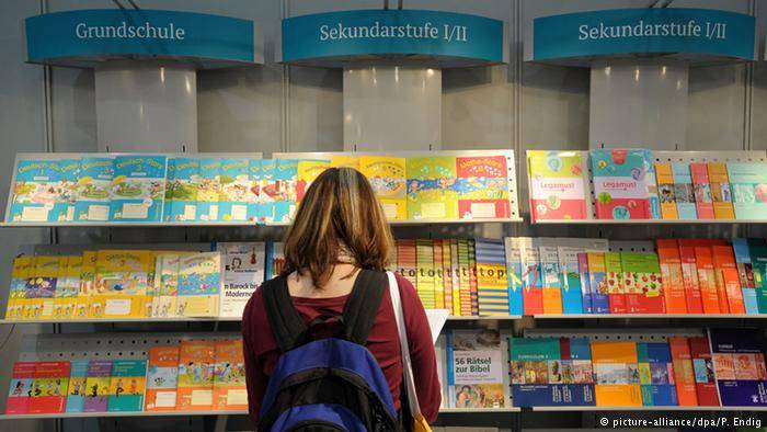 تقنية جديدة تسمح بقراءة الكتب وهي مغلقة.. كيف ذلك؟