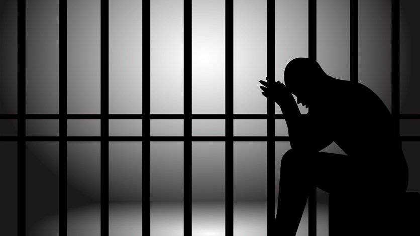 بالصور: نجم تلفزيون الواقع يدخل السجن بتهمة إغتصاب قاصر... وهذه هي التفاصيل!