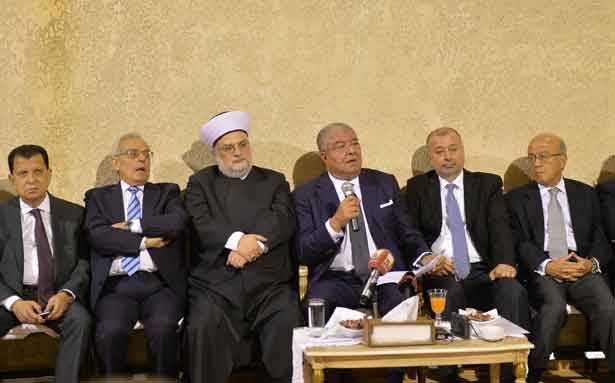ماذا وراء طلب المشنوق حلّ «العربي الديموقراطي» و«التوحيد ـ منقارة»؟