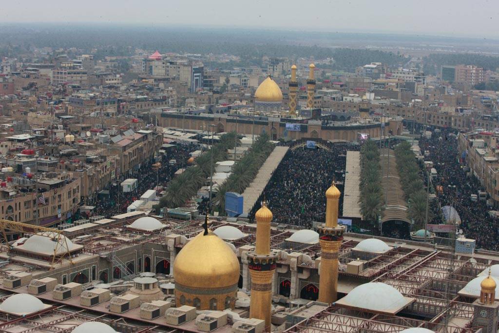 العراق: مئات الاف الزوار في كربلاء المقدسة في يوم عرفة
