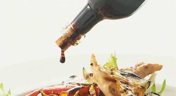 لهذه الأسباب.. إستخدموا الخل في طعامكم