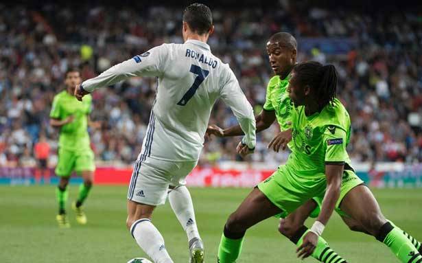 دوري أبطال أوروبا في كرة القدم :
انتصارات لبرشلونة وبايرن ميونيخ وريال مدريد