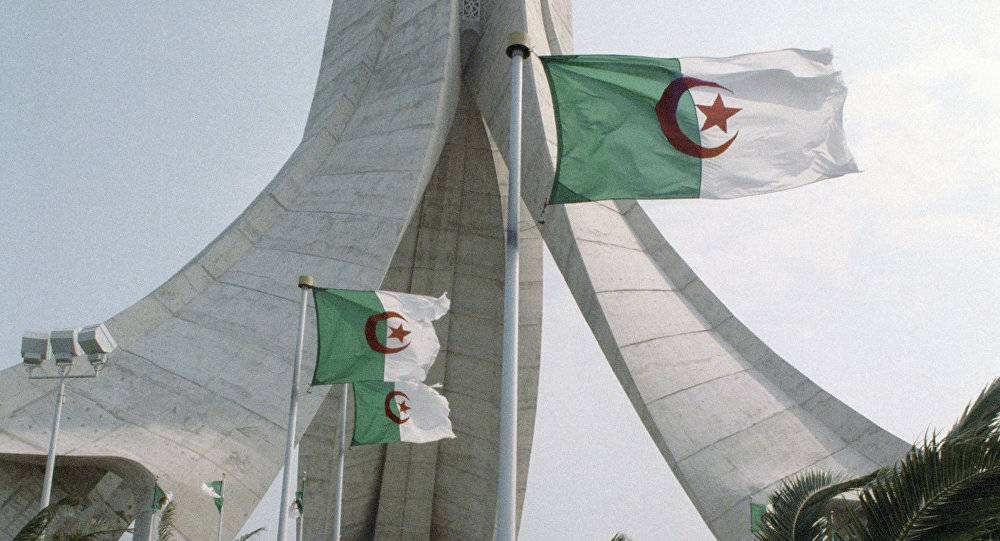 الجزائر تسحب كتابا مدرسيا بسبب إسرائيل