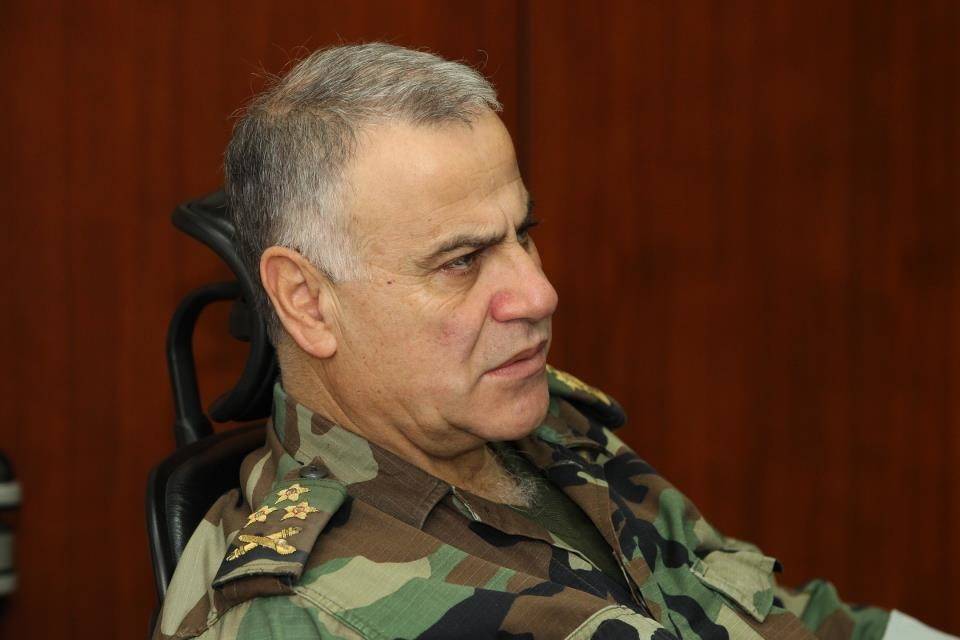 التمديد لقهوجي قبل 24 الجاري