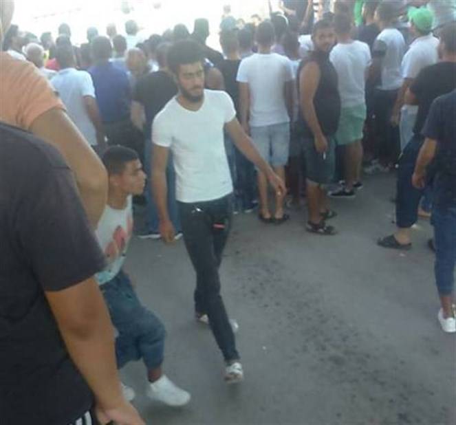 في منطقة لبنانية.. يطالبون بإنسحاب الجيش اللبناني!!