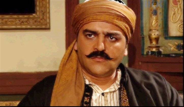 بالصورة- نجل سامر المصري يقبّل عارضة ازياء.. ويثير جدلا واسعا!
