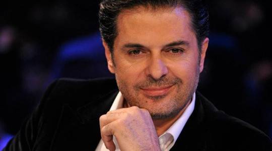 بالصورة.. هذا ما دار بين النائب علي بزي وراغب علامة!