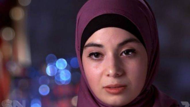 طرد أسترالية مسلمة من الريفيرا لارتدائها البوركيني
