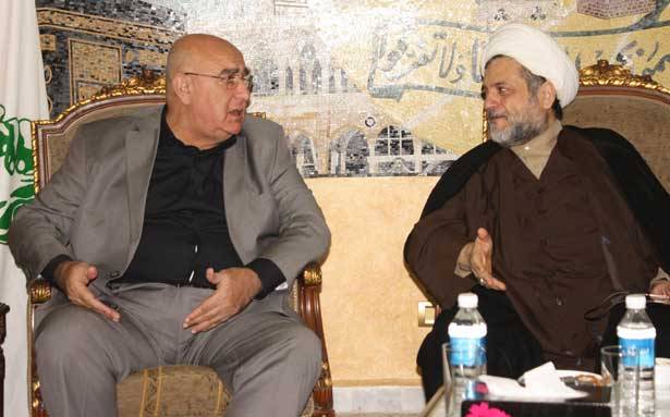 «المرابطون» التقى «الشيوعي»
«تجمّع العلماء»: للإسراع في انتخاب رئيس