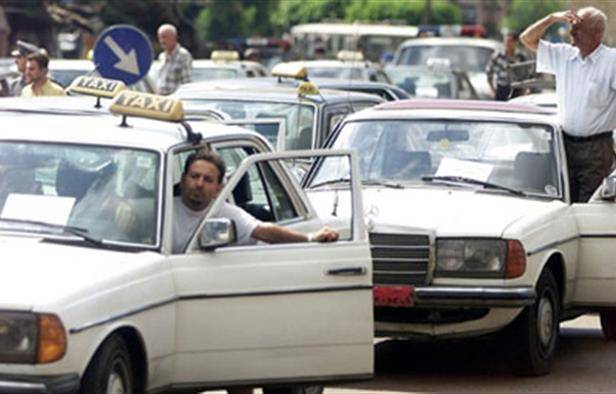 السائقون العموميون بالشمال دعوا للتظاهر الاربعاء رفضا لتعرفة الميكانيك