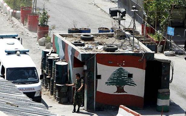فلسطينيّان جديدان يسلّمان نفسيهما