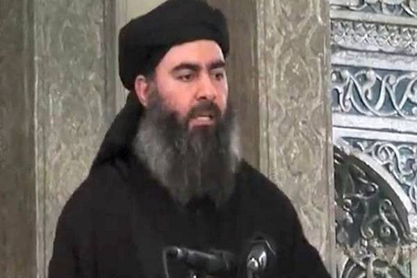 بالصورة.. البغدادي يخرج من مخبئه الى العلن!